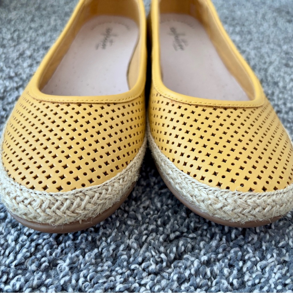 Clarks Collection Espadrille Flats - Picture 4 of 7